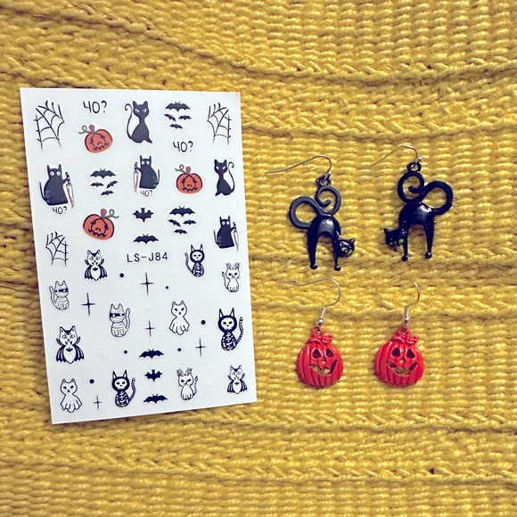 New 🎃 Halloween 2 Pairs Earrings Cat & Pumpkin plus Nail Decal Bundle Spooky - Picture 2 of 7